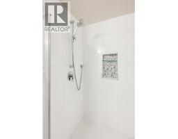 3221 Service St, Saanich, BC V8P4M8 Photo 36
