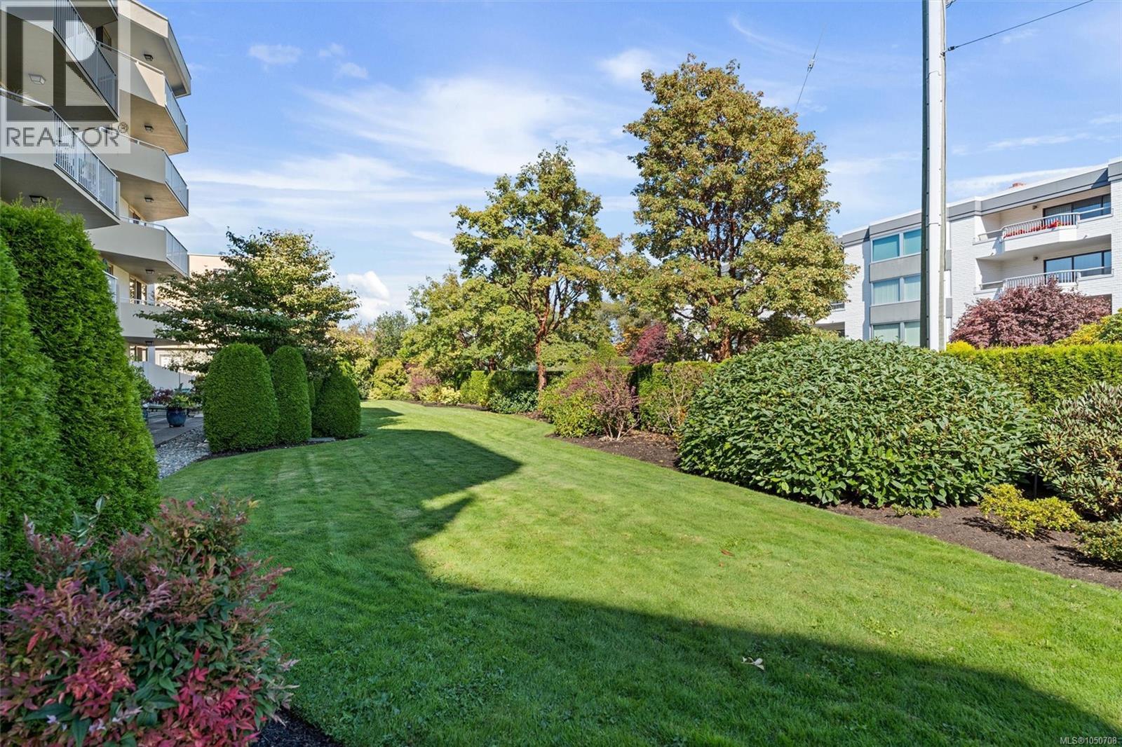 505 1148 Goodwin Street, Oak Bay
