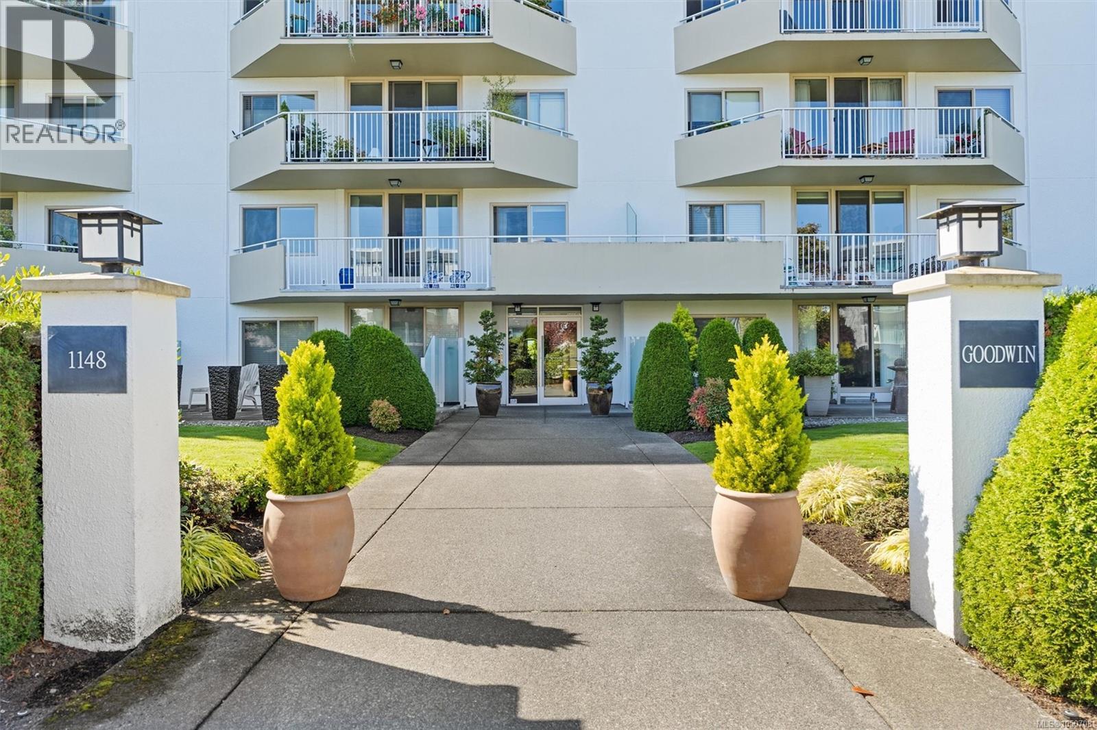 505 1148 Goodwin Street, Oak Bay