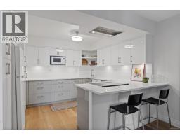 505 1148 Goodwin St, Oak Bay, BC V8S5H2 Photo 11