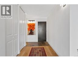 Entrance - 505 1148 Goodwin St, Oak Bay, BC V8S5H2 Photo 8