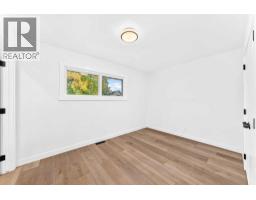 4pc Bathroom - 5603 Trelle Drive Ne, Calgary, AB T2K3V3 Photo 12