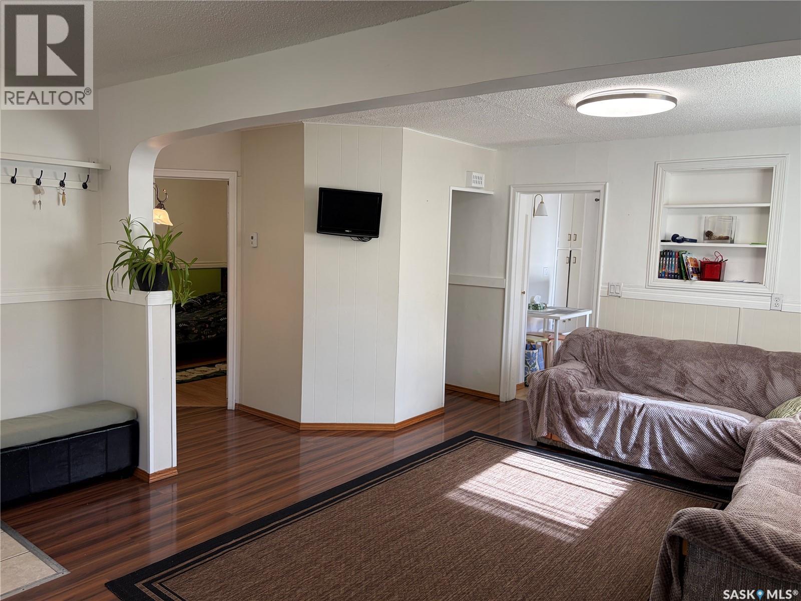 210 2nd STREET NW - 9
