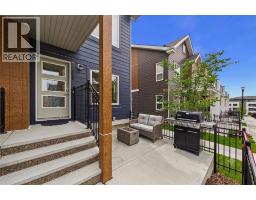 220 Livingston Common NE - photo 1