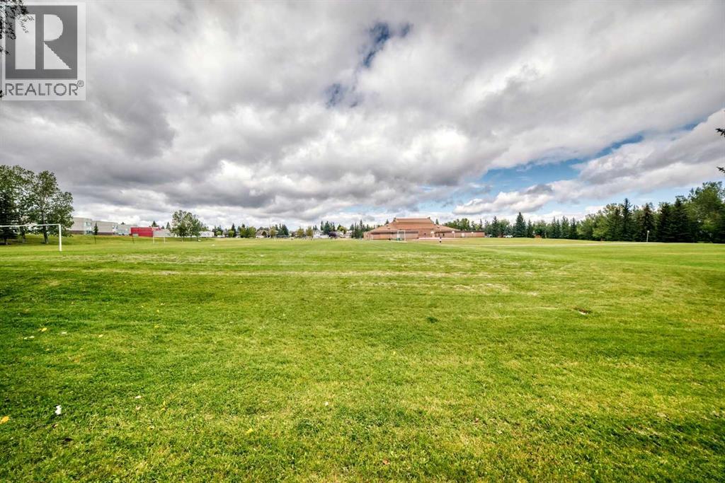 124 Shawinigan Way SW - photo 45