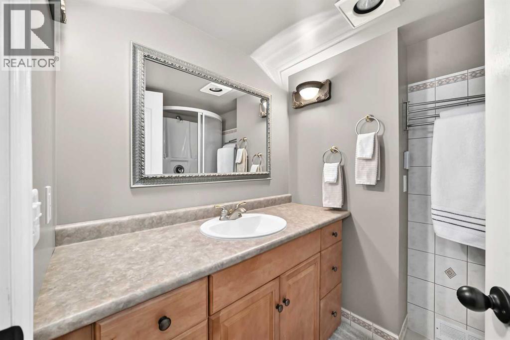 124 Shawinigan Way SW - photo 41