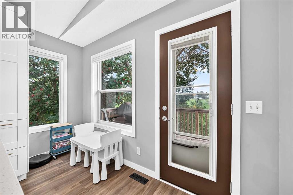 124 Shawinigan Way SW - photo 9