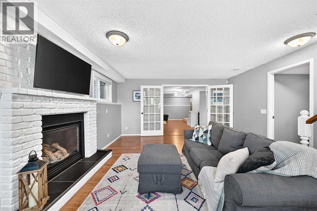 124 Shawinigan Way SW - photo 32
