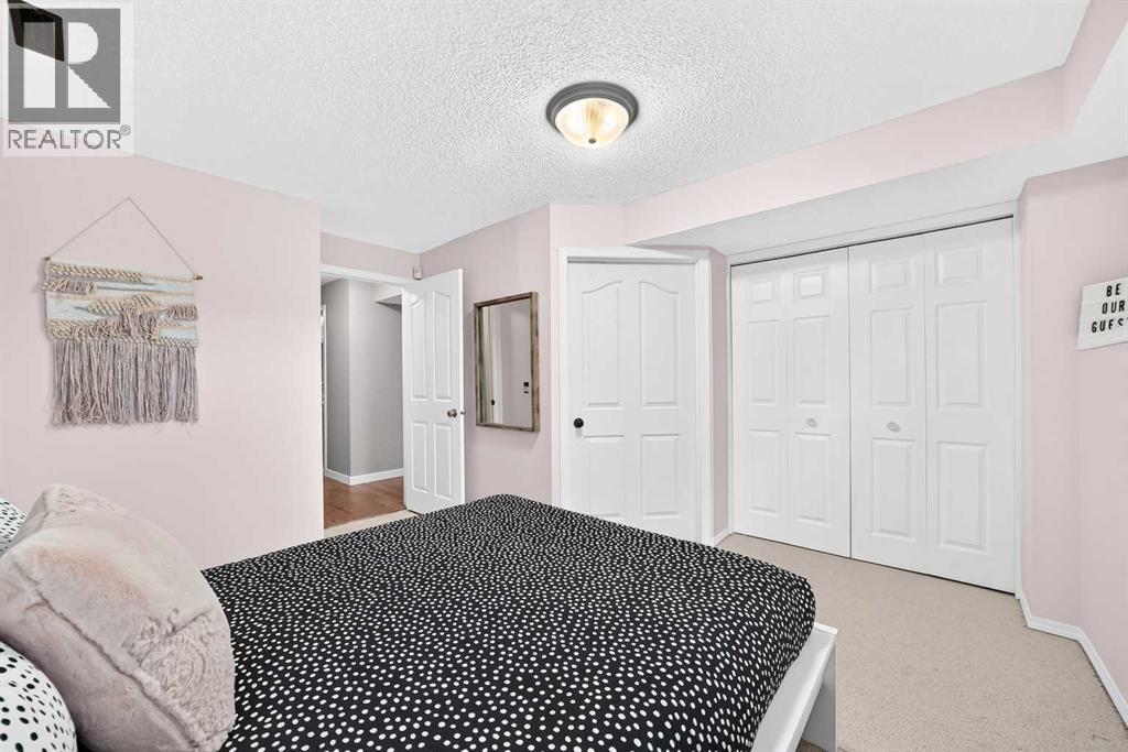 124 Shawinigan Way SW - photo 37