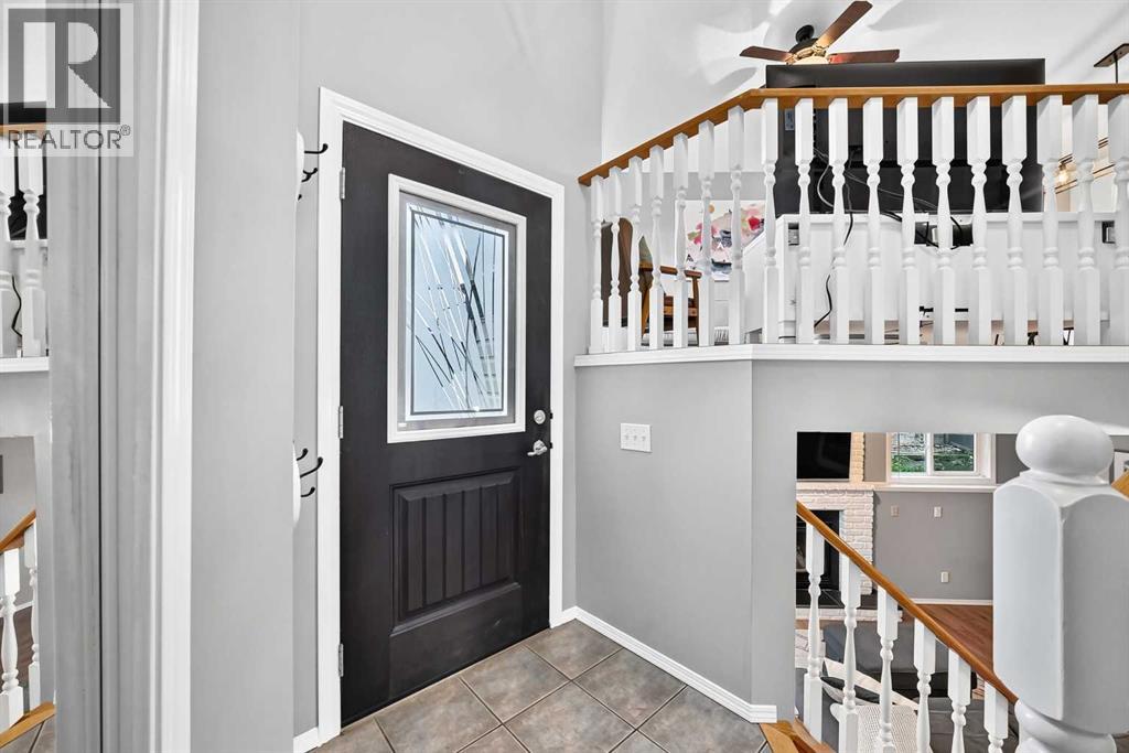 124 Shawinigan Way SW - photo 3