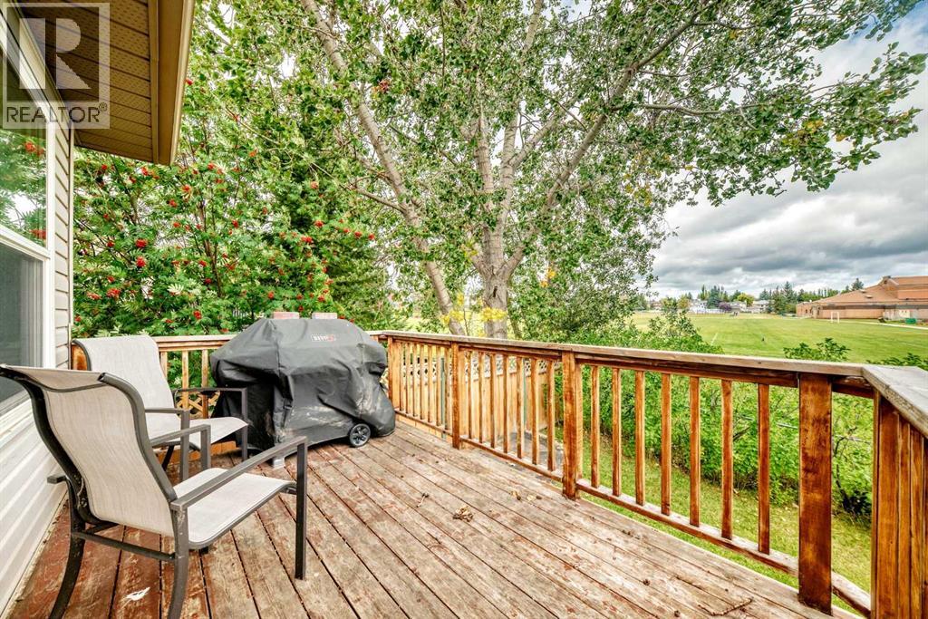 124 Shawinigan Way SW - photo 10