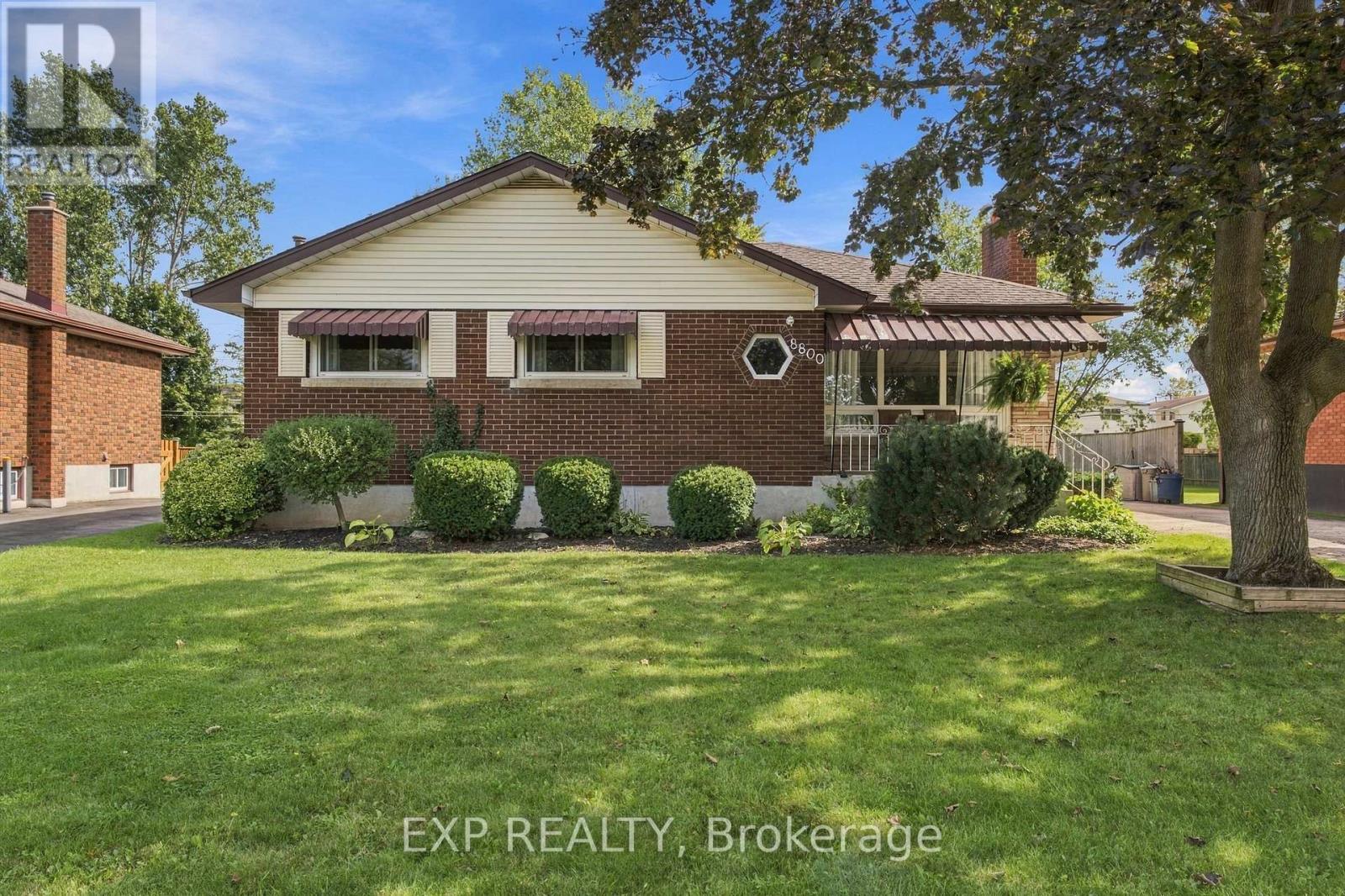 8800 CHAMPLAIN DRIVE, Niagara Falls (Chippawa) — photo 2
