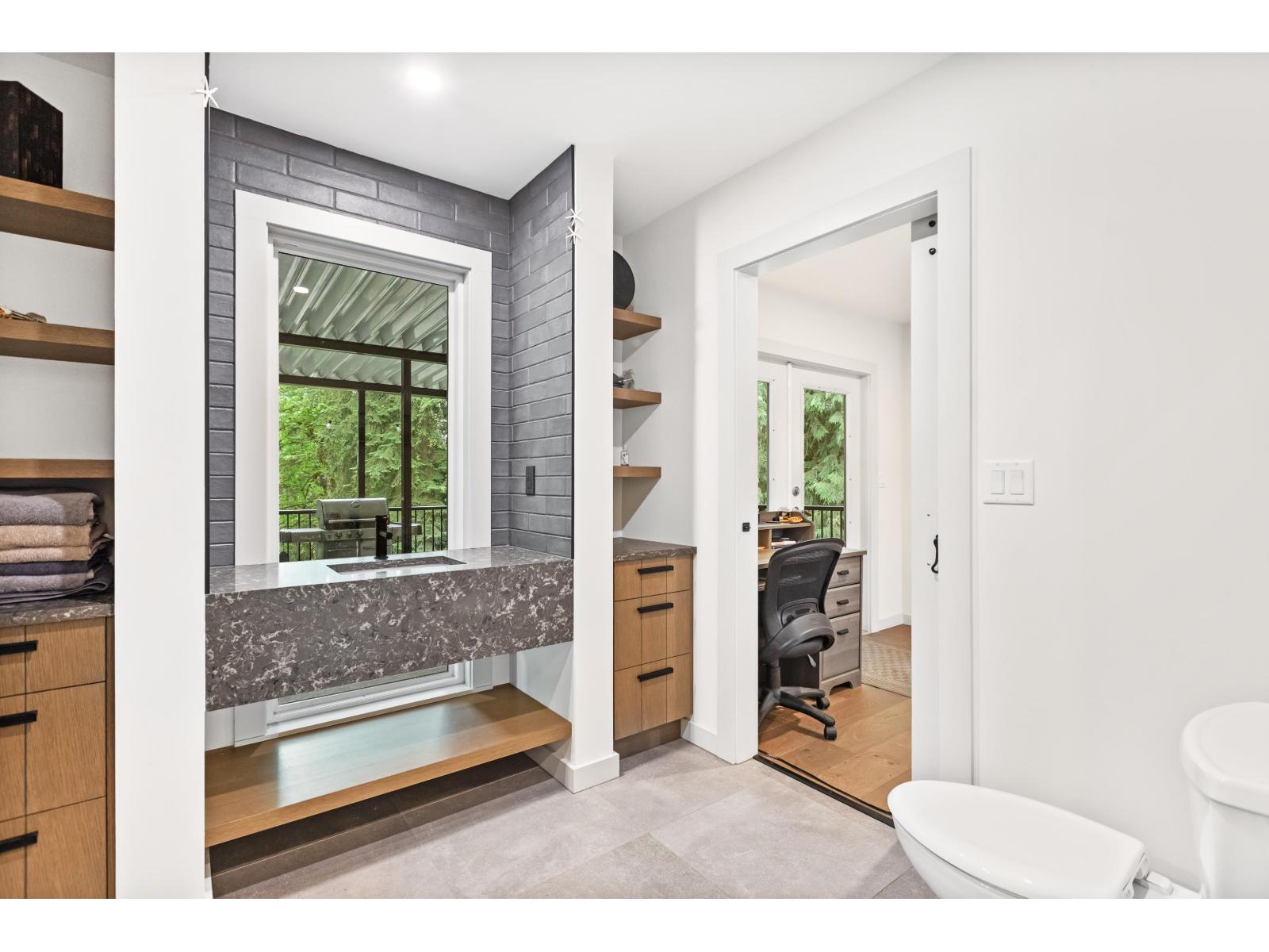 4 Bed, 4 Bath House for Sale in Mission – 31648 GROVE AVENUE, Mission – MLS# R3169491 - Image 18