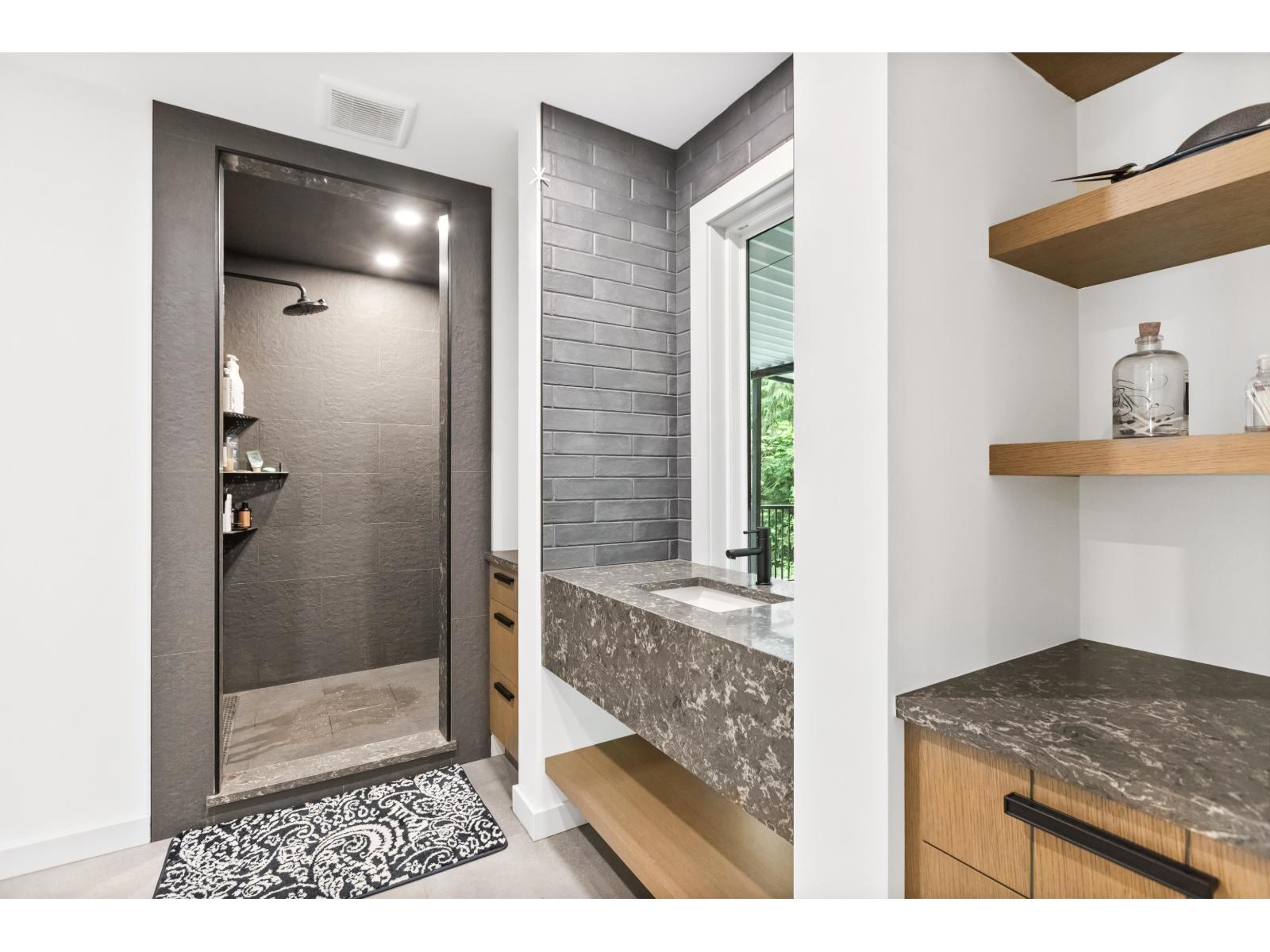 4 Bed, 4 Bath House for Sale in Mission – 31648 GROVE AVENUE, Mission – MLS# R3169491 - Image 19