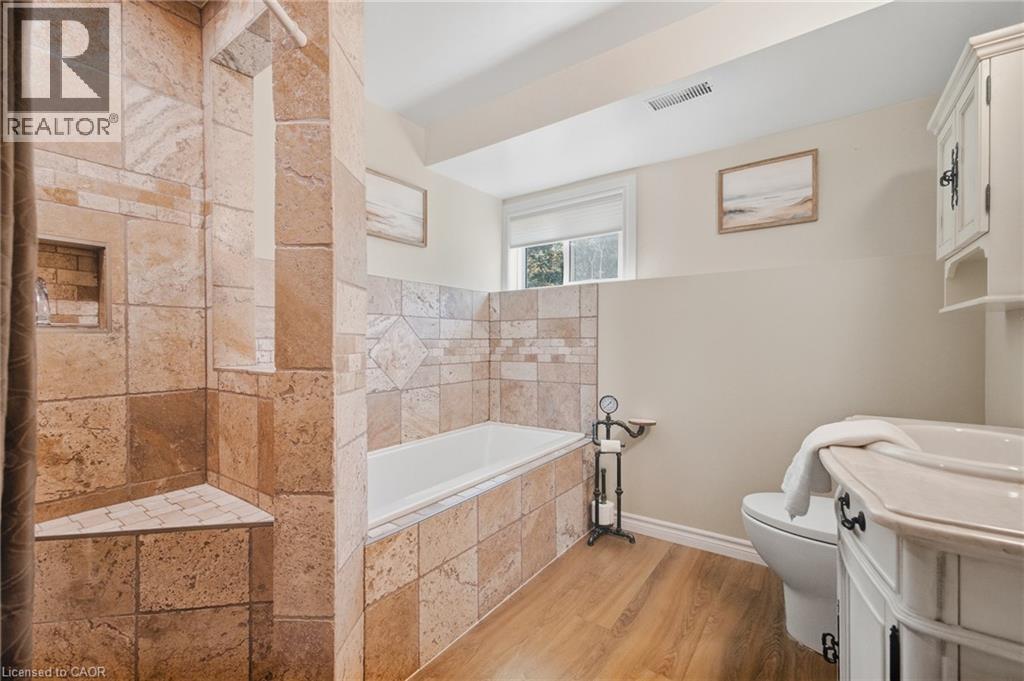 59 Regency Drive — photo 32
