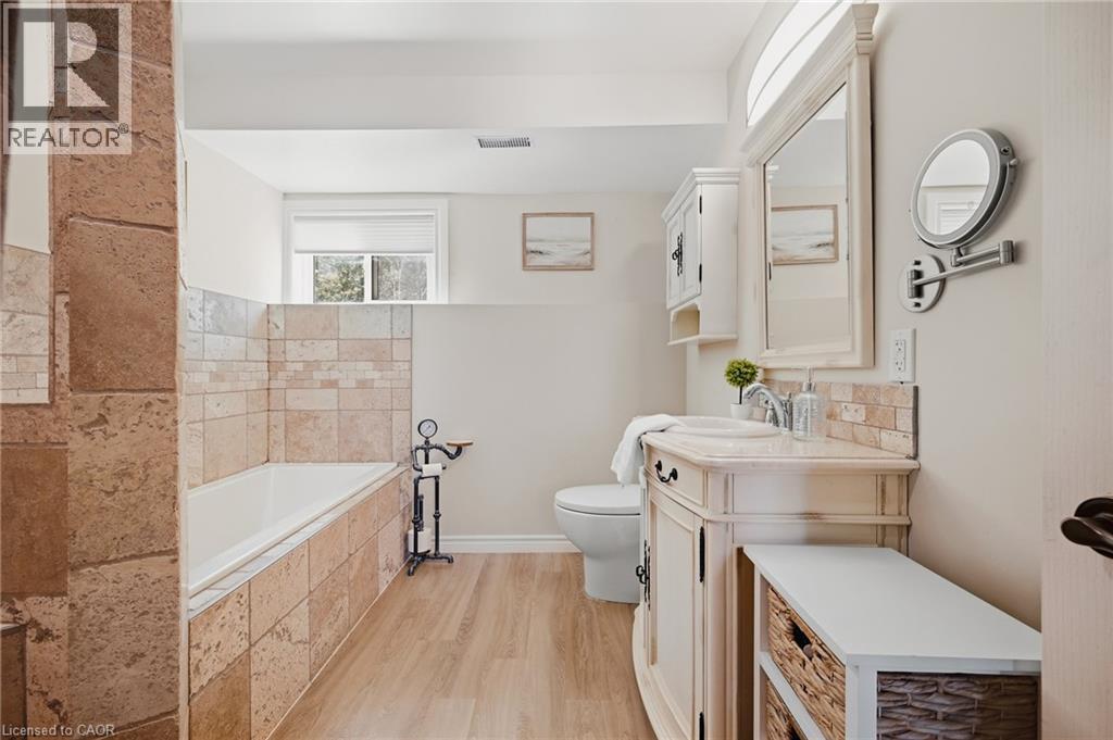 59 Regency Drive — photo 31