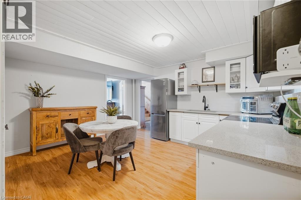 59 Regency Drive — photo 36