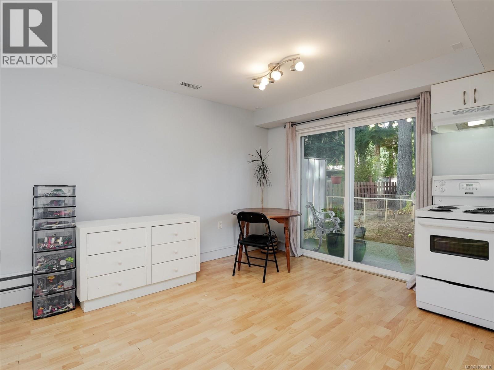 2271 Alicia Pl - Image 22