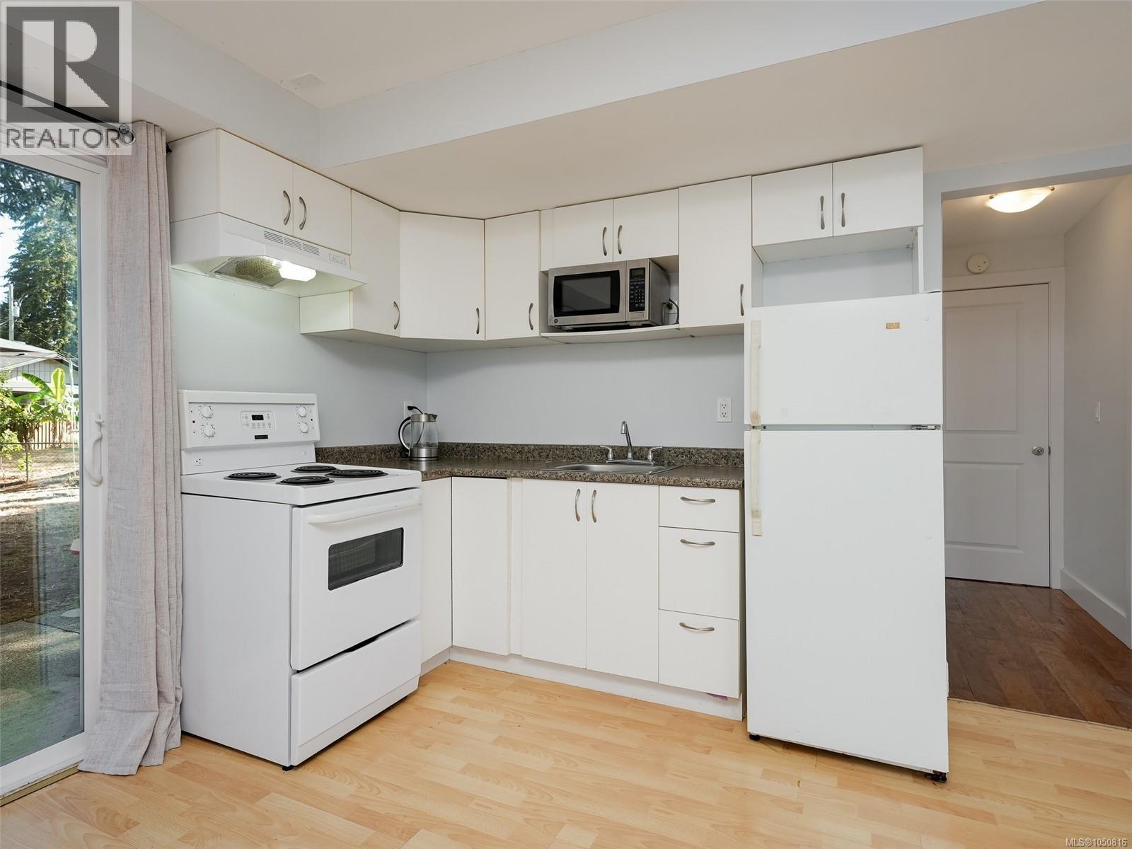 2271 Alicia Pl - 23