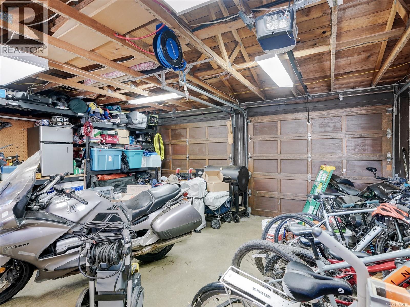 2271 Alicia Pl - 26