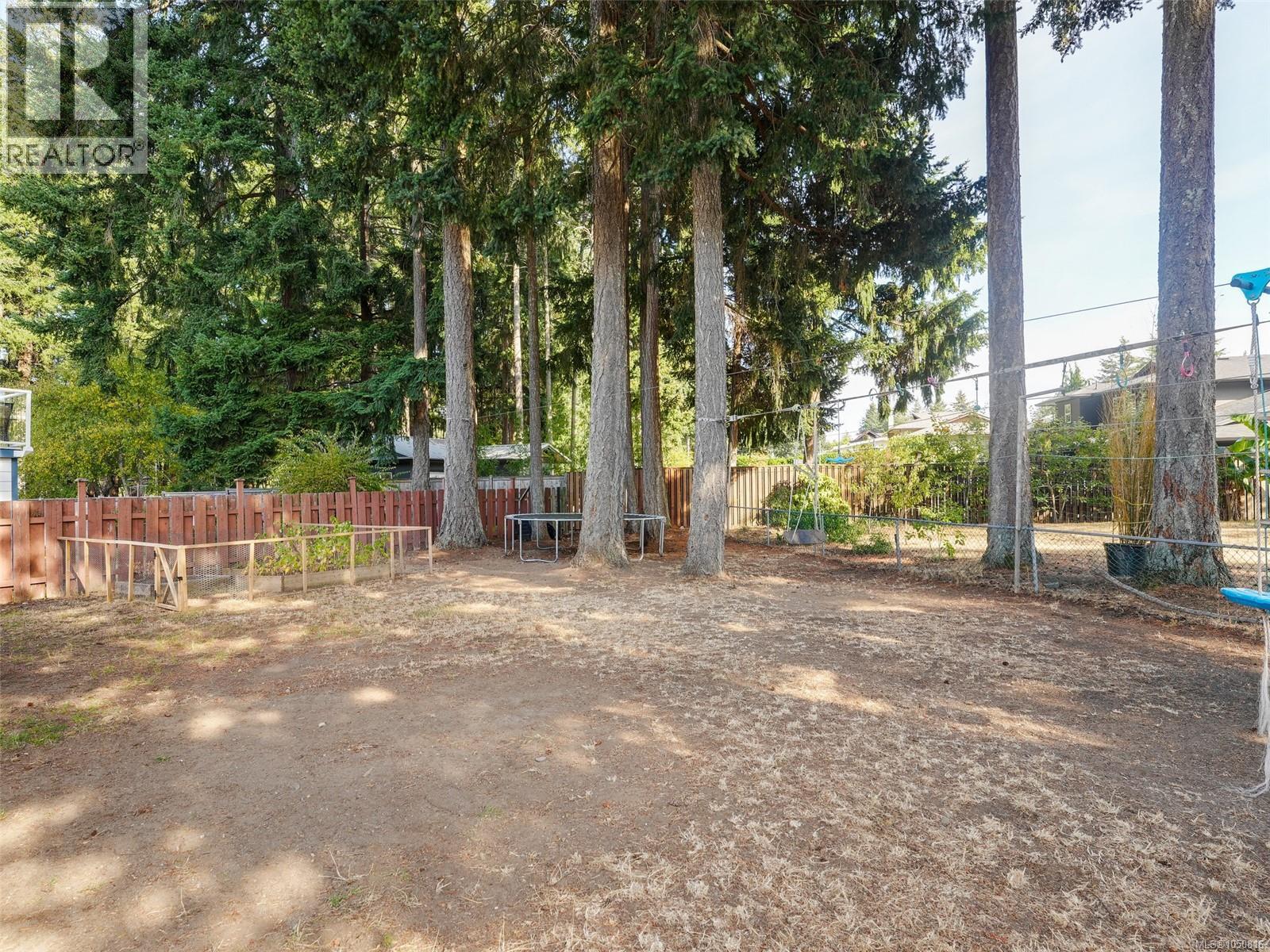 2271 Alicia Pl - 27