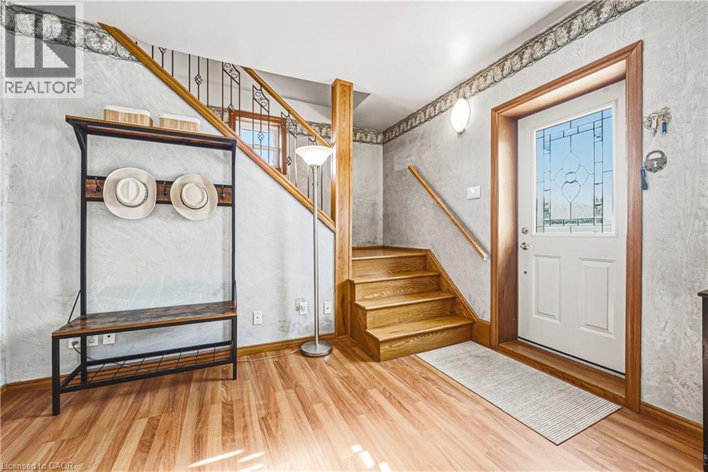 950 HAMILTON Street, Cambridge — photo 3