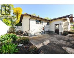 5805 43 Avenue, Camrose, AB T4V0A5 Photo 26