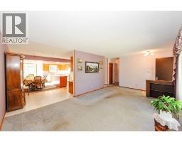 3pc Bathroom - 5805 43 Avenue, Camrose, AB T4V0A5 Photo 9