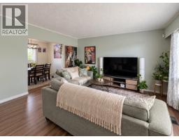 Kitchen - 766 Carney Street, Prince George, BC V2M2K6 Photo 12