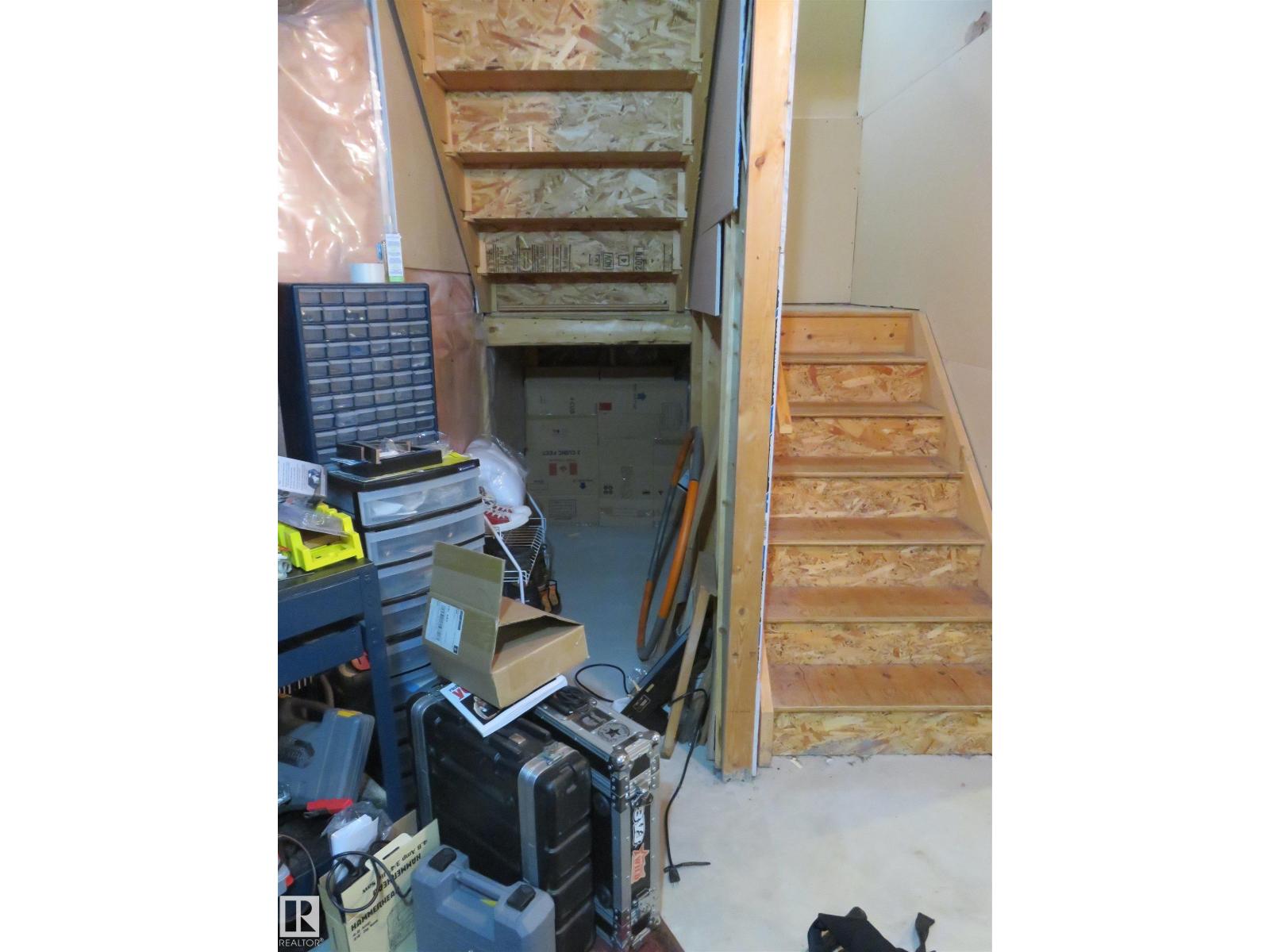 91 BIRCH PL - Image 42