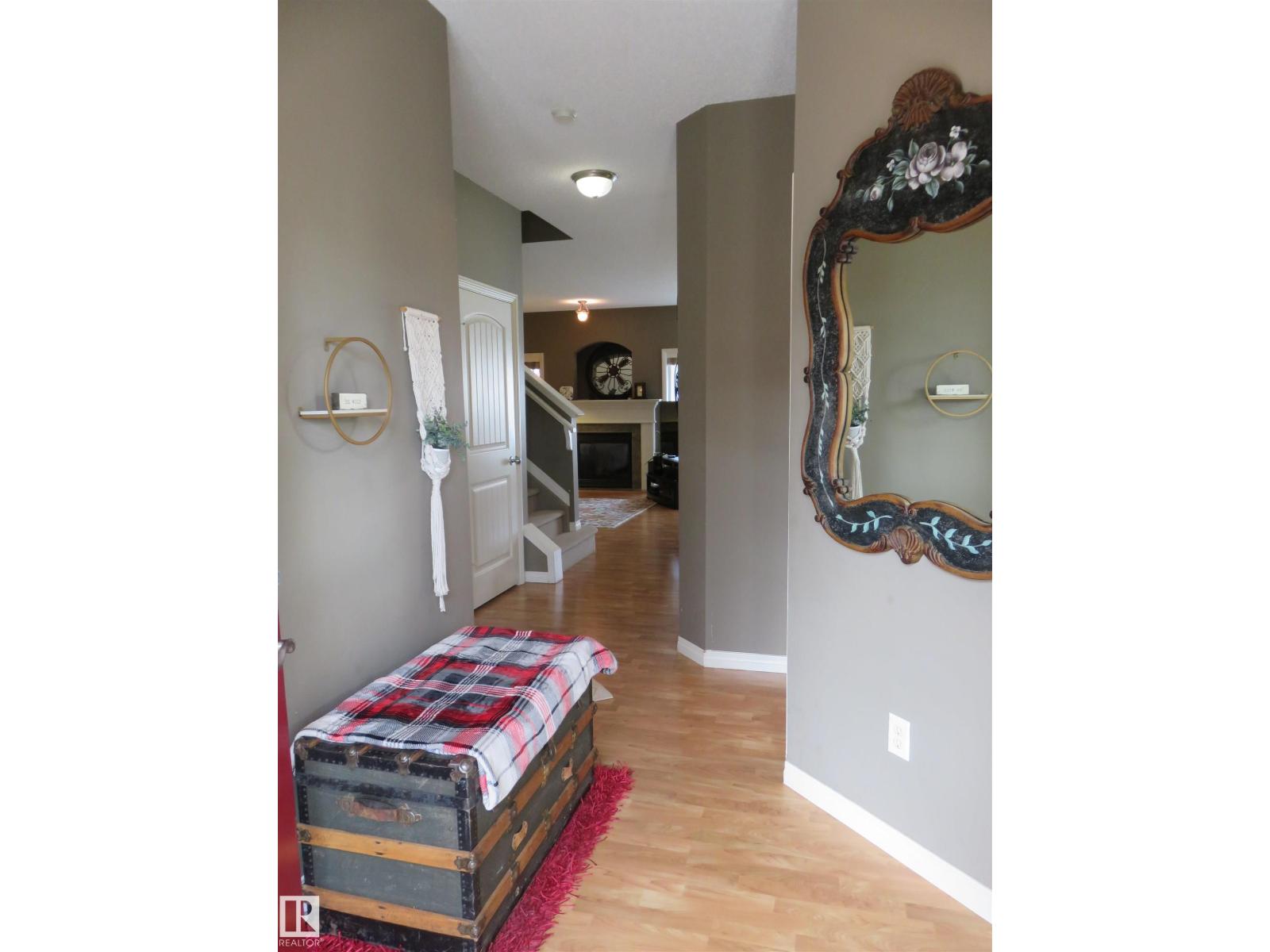 91 BIRCH PL, Fort Saskatchewan, Alberta, T8L0A5, Fort Saskatchewan, Alberta — photo 4 of 5