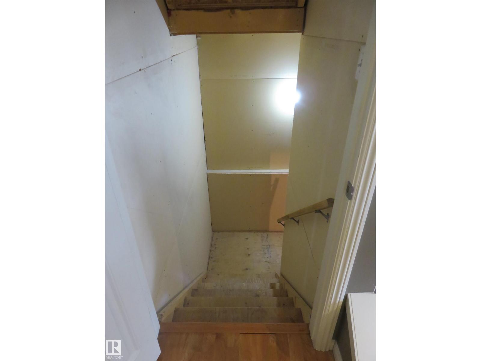 91 BIRCH PL - 37