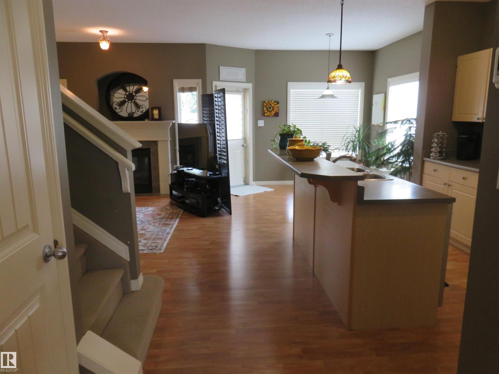 91 BIRCH PL, Fort Saskatchewan, Alberta, T8L0A5, Fort Saskatchewan, Alberta — photo 5 of 5