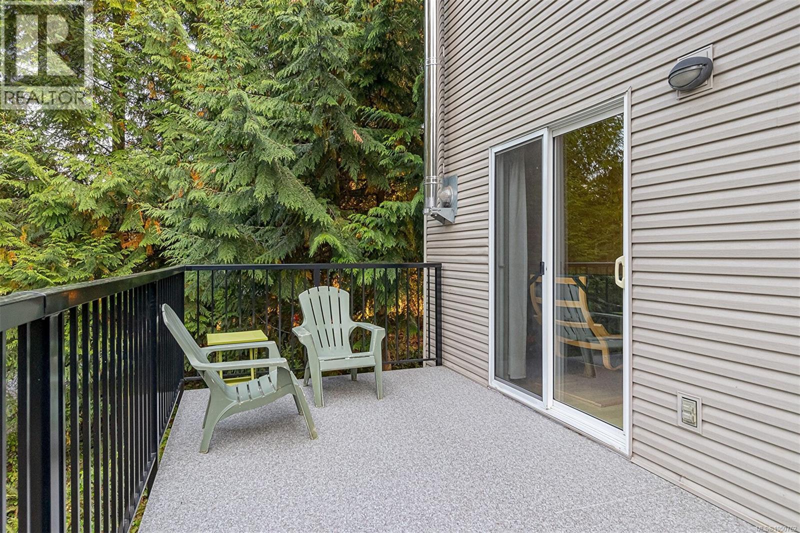 1111 Fern Ridge Dr - 45