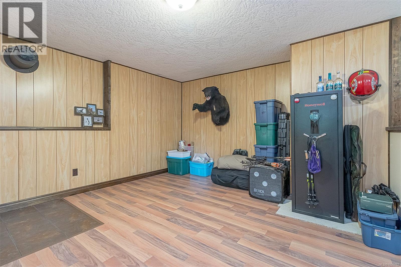 1111 Fern Ridge Dr - 39