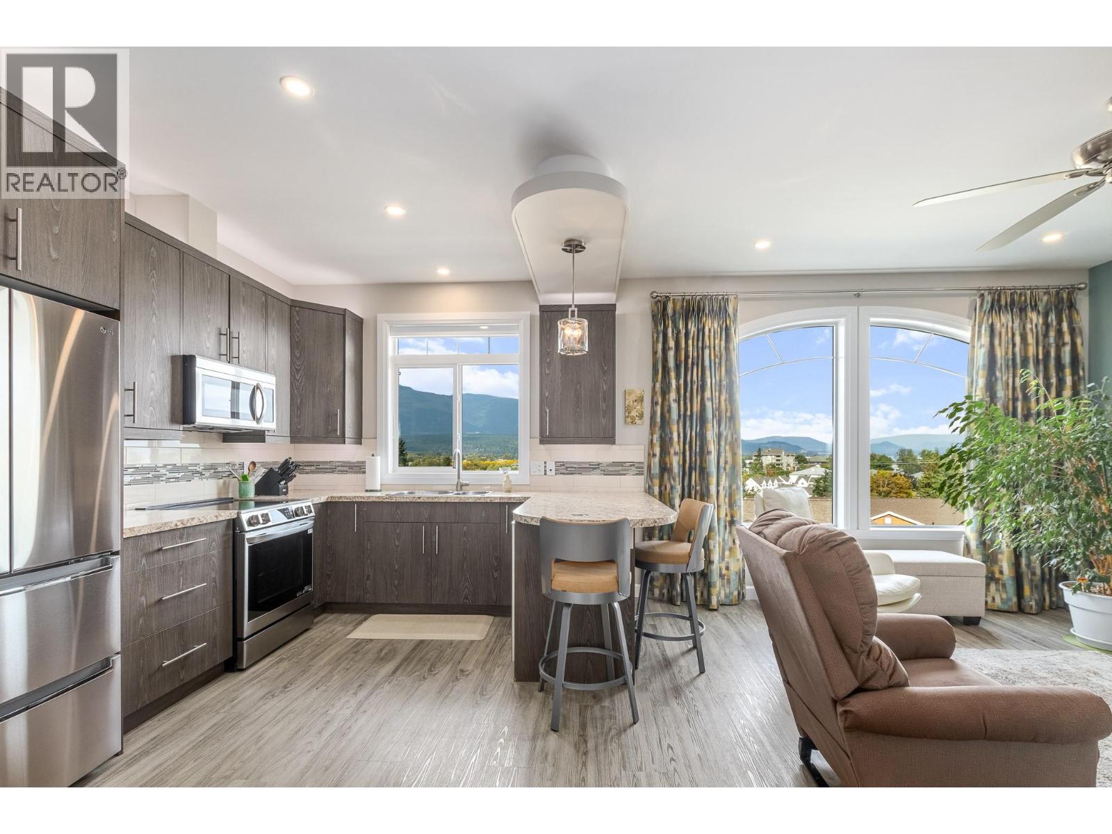Property for sale at 1070 1 Street SE Unit# 27