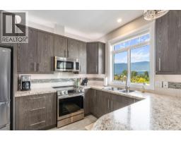 1070 1 Street Se Unit# 27, Salmon Arm, BC V1E0B6 Photo 11