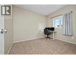12118 103a Street, Grande Prairie, AB T8V2L5 Photo 13