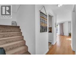 3295 Mountain Highway, North Vancouver, BC V7K2H4 Photo 10