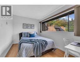 3295 Mountain Highway, North Vancouver, BC V7K2H4 Photo 16