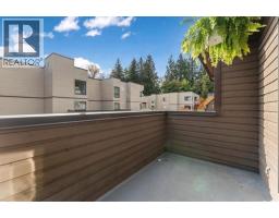 3295 Mountain Highway, North Vancouver, BC V7K2H4 Photo 7