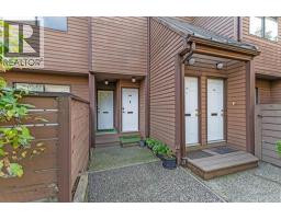 3295 Mountain Highway, North Vancouver, BC V7K2H4 Photo 24