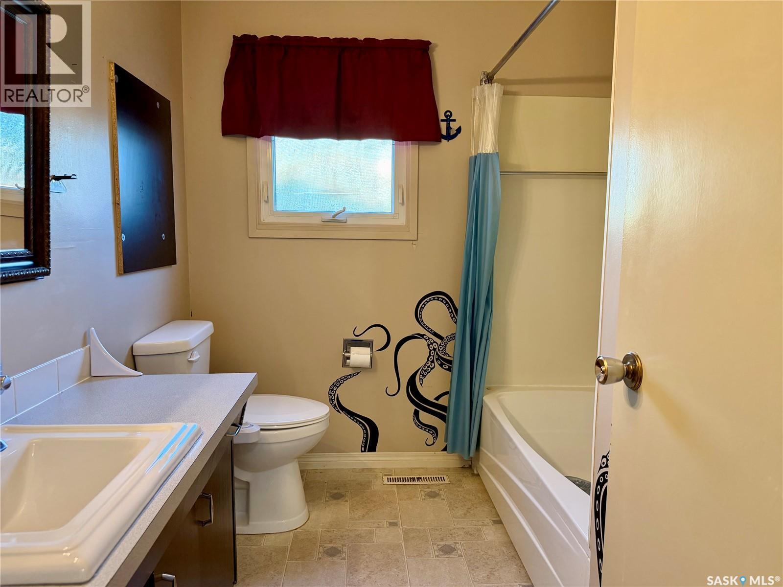 305 Churchill DRIVE, Melfort — photo 13