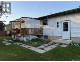 305 Churchill Drive, Melfort, SK S0E1A0 Photo 26