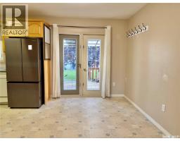 3pc Bathroom - 305 Churchill Drive, Melfort, SK S0E1A0 Photo 9