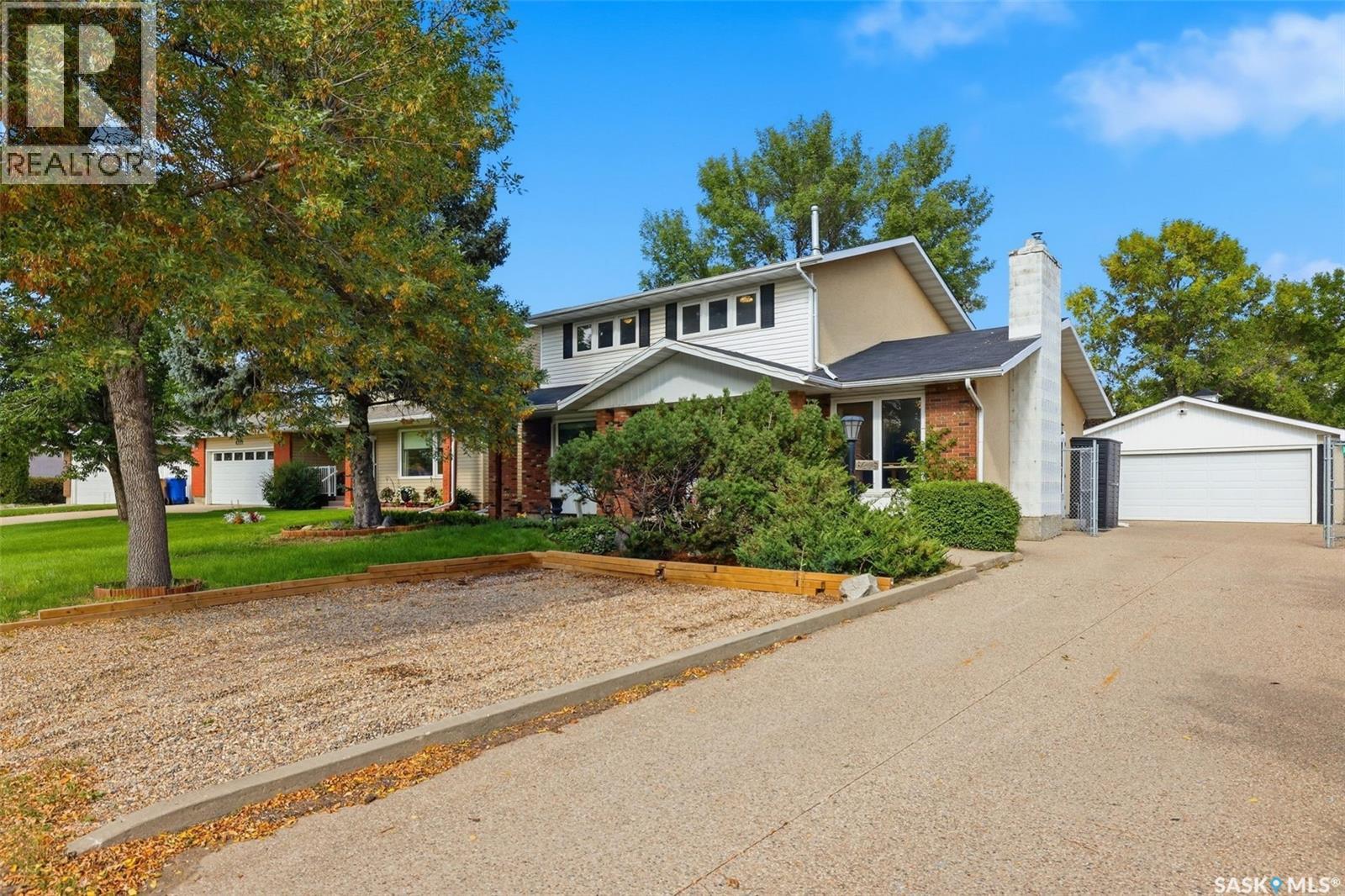 6218 Sherwood DRIVE - 3