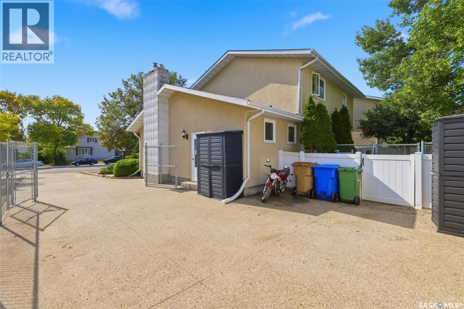 6218 Sherwood DRIVE - Image 42