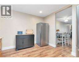 Kitchen - 1660 Ufton Court Unit# 209, Kelowna, BC V1Y8G7 Photo 7