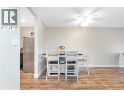 Living room - 1660 Ufton Court Unit# 209, Kelowna, BC V1Y8G7 Photo 9