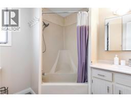 1660 Ufton Court Unit# 209, Kelowna, BC V1Y8G7 Photo 31